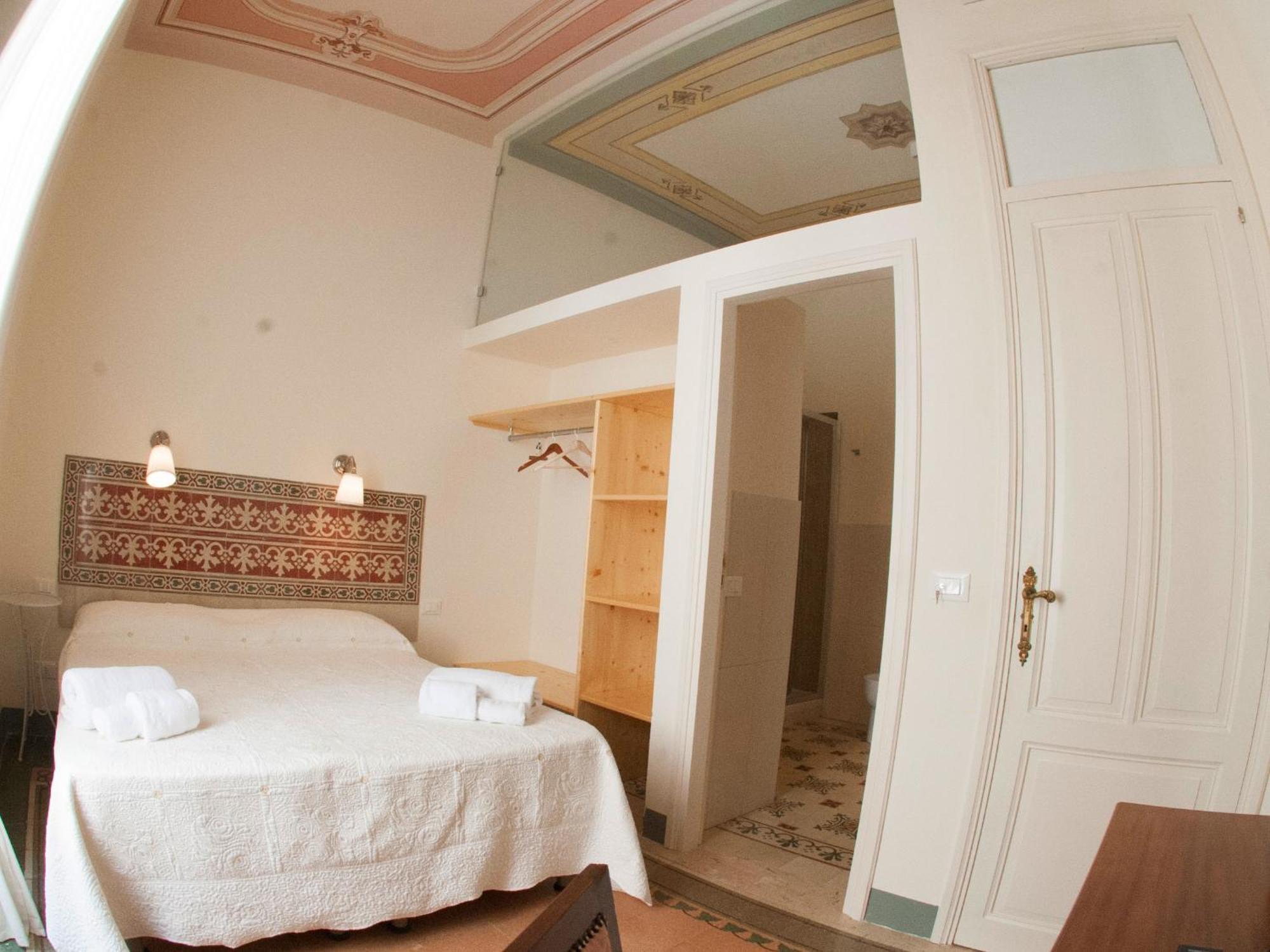 Boutique Rooms And Breakfast Granveliero Trapani Eksteriør bilde